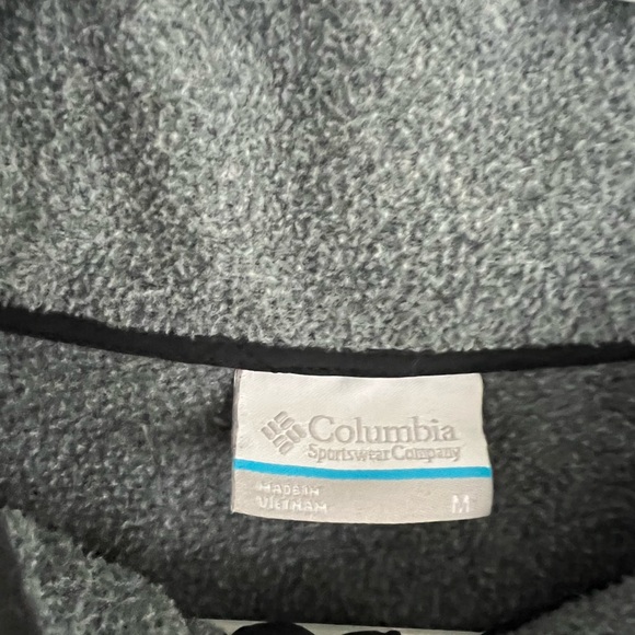 Columbia Pullover - Picture 2 of 2